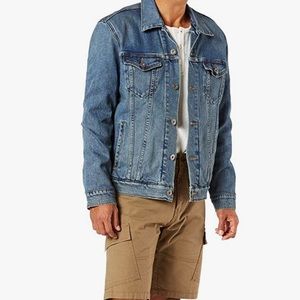 NWT Signature Levi Strauss Gold Label Men's Signature Trucker Jacket Size M